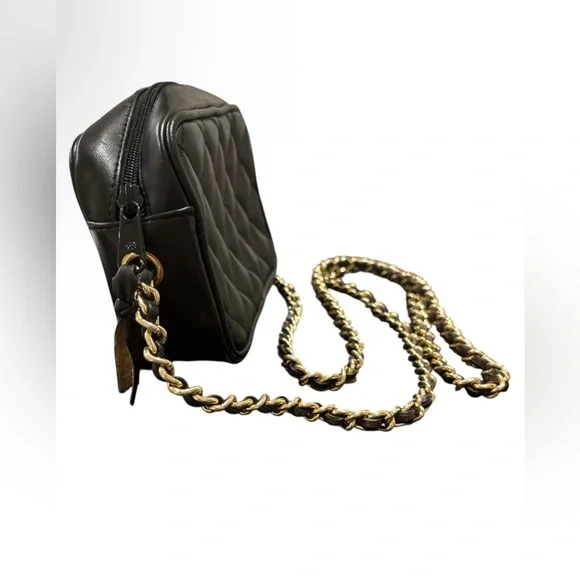 Jennifer Moore quilted bag with gold chain strap vintage EUC - Picture 2 of 7